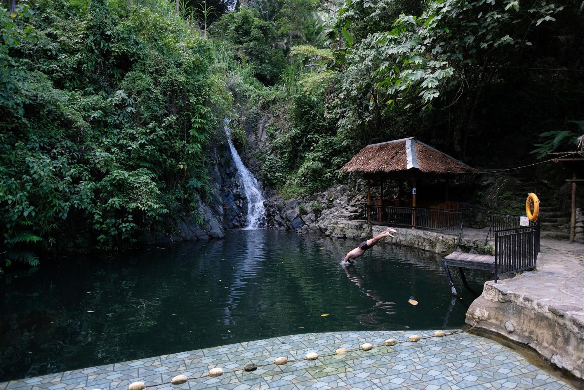Хостел Mad Monkey Dumaguete Dumaguete City Экстерьер фото